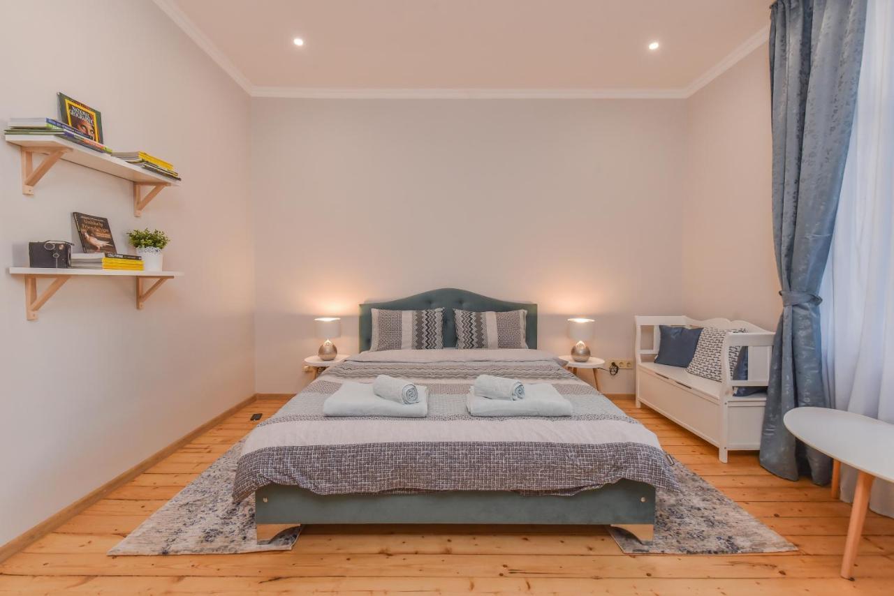 Spacious Vintage 2Br, 2Bath Apartment By Flat Mаnager 索菲亞 外观 照片