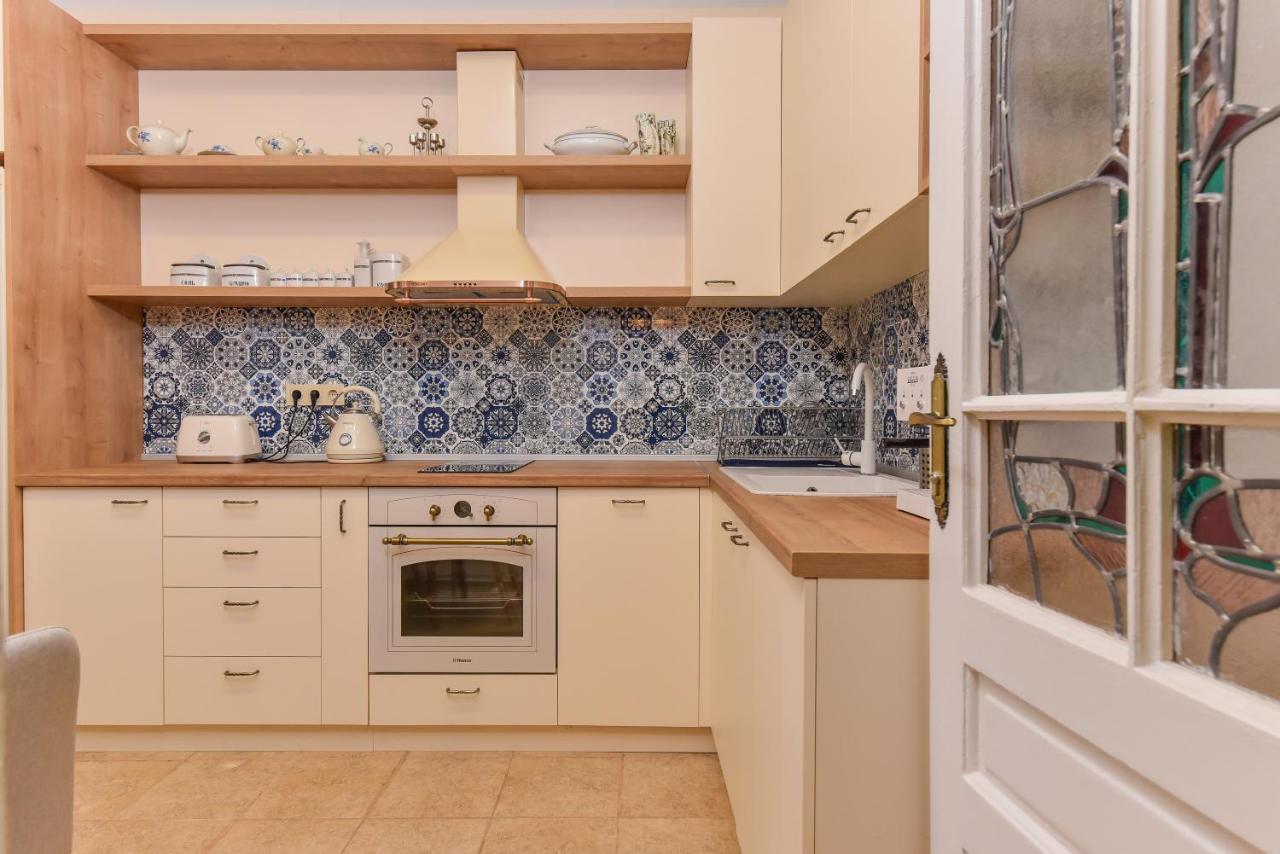 Spacious Vintage 2Br, 2Bath Apartment By Flat Mаnager 索菲亞 外观 照片
